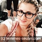 Joanne, étudiante a Amiens, cherche un mec torride