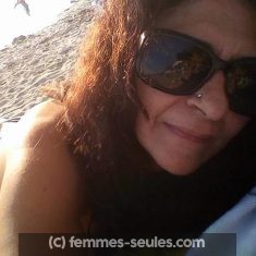 Femme de 49 ans veuve cherche une rencontre ou dialogue a Carcassonne