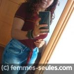 Femme séparée de 39 ans cherche homme pour dialogue chaud a Cannes