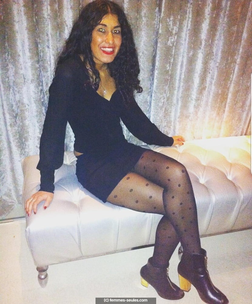 Femme divorcée de Cannes cherche homme pour sortie