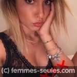 JFille etudiante cherche homme pour des calins a Evreux