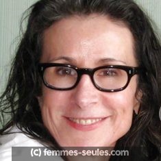 Laure, maman célibataire de 41 ans au Havre cherche relation stable