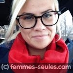 Rencontre avec une femme blonde a lunettes a Dijon