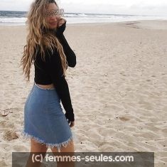 Rencontre torride a Agde avec belle blonde célib