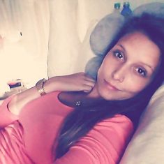 Gaelle de Perpignan a envie d'être surprise par un homme curieux de nature