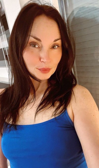 Rencontre adulte ce soir à Lannion — Lou-Anne, rousse de 35 ans, en manque