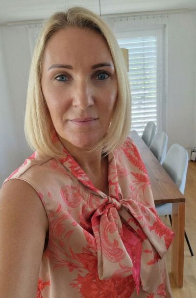 Femme célibataire cherche rencontre locale sincère à Chinon