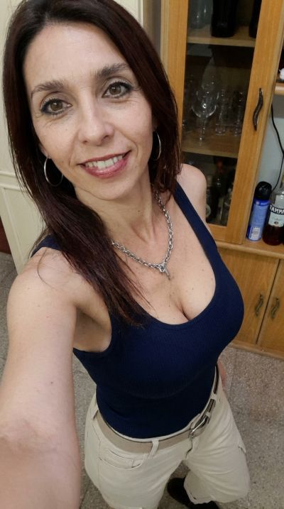 Femme libre à Béziers cherche rencontre coquine gratuite