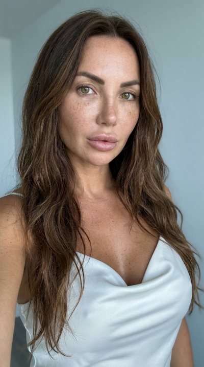 Gisèle 35 ans blonde libertine cherche aventure chaude à Caluire-et-Cuire