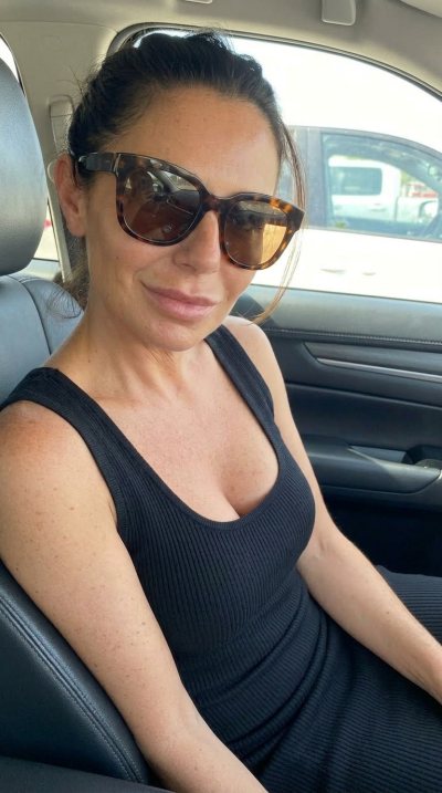 Rencontre sexe femme mature à Sartene pour plan exhib en voiture