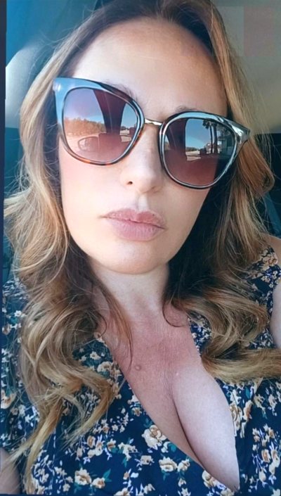 Andrea 37 ans rousse naturelle cherche amant pour soirée torride à Drancy