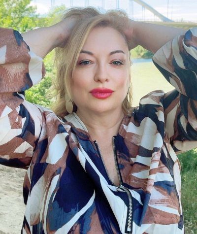 Plan cul femme ce soir à Millau — Elise, rousse assoiffée, dispo immédiatement