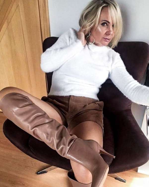 Femme libérée cherche plan discret à Olivet