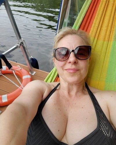 Femme mature libérée cherche rencontre discrète Drancy