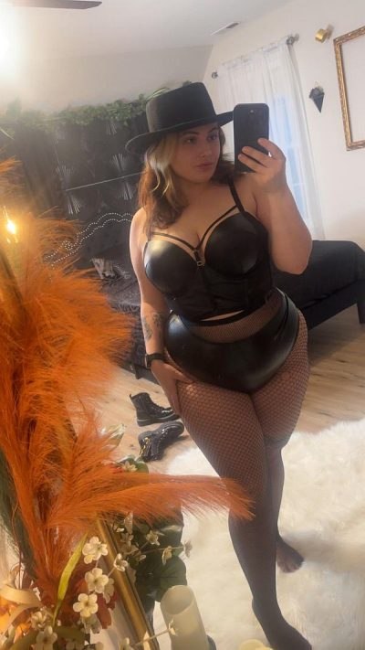 Femme mature libérée cherche rencontre discrète à Borgo