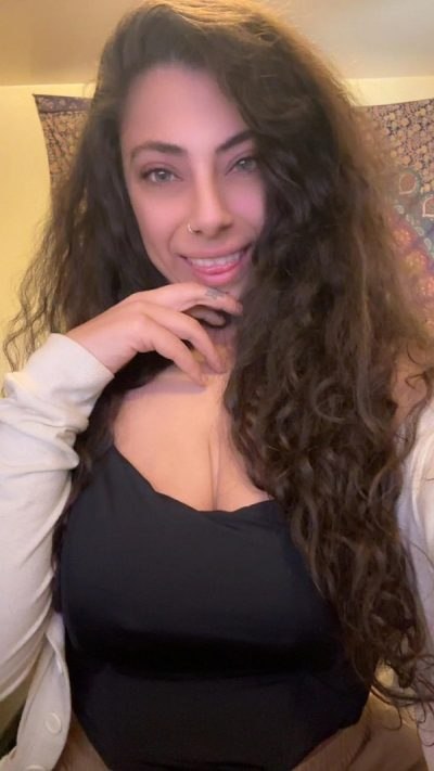 Trop sage depuis trop longtemps — rencontre femme seule à Petit-Quevilly