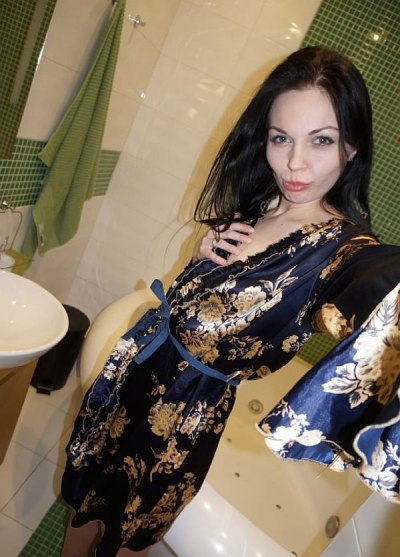 Seule ce soir à Laval, cette femme cherche une relation occasionnelle torride