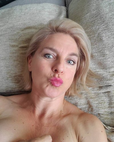 Femme d&rsquo;affaires cherche plan rapide