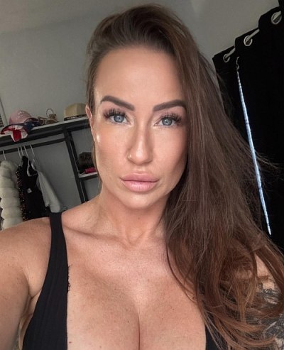 Femme en manque cherche homme discret à Biguglia