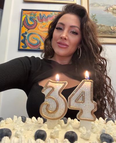 Femme cherche homme sincère à Aix-en-Provence pour belle rencontre