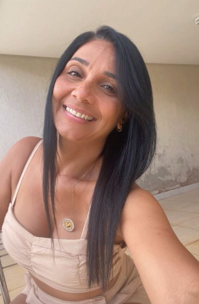 Femme cherche homme sincère pour belle histoire à Quimperle