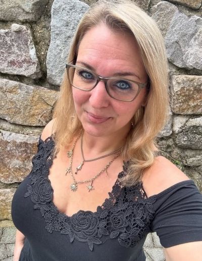 Ce soir à Maubeuge, une femme espère tomber sur ton profil