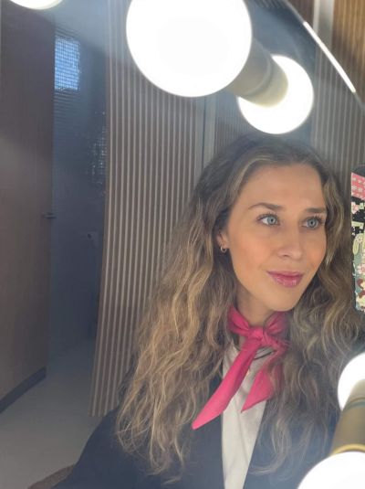 Femme célibataire à Aix cherche rencontre coquine avec homme sincère