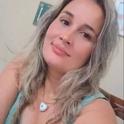 Femme seule à Bron – Cherche homme chaud pour célibataire chaude