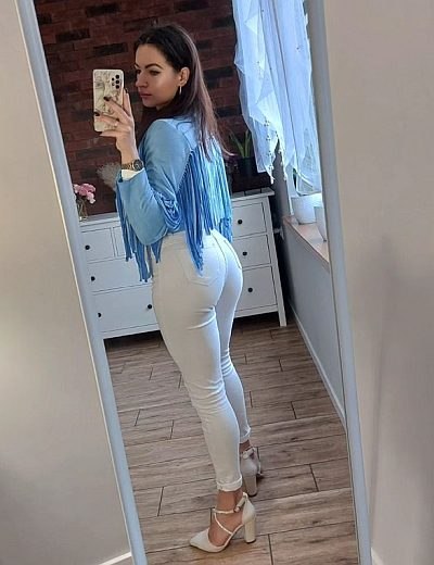 Femme libertine à Agde cherche homme pour belle rencontre