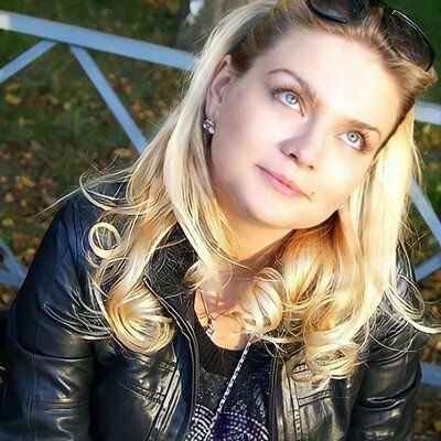 Femme mariée à Granville – Une femme attend un homme