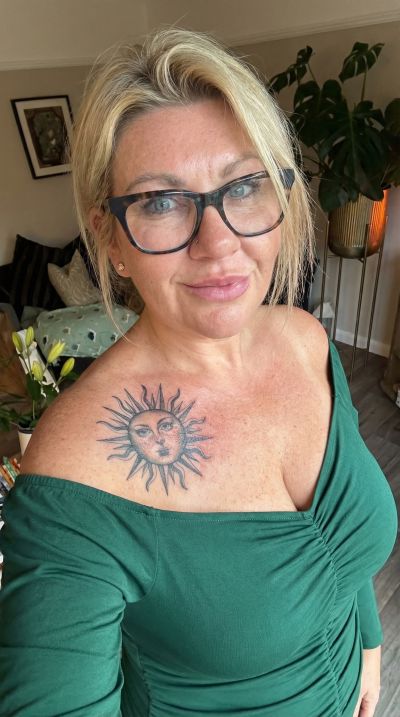 Cougar à Créteil cherche rencontre sérieuse avec homme bienveillant