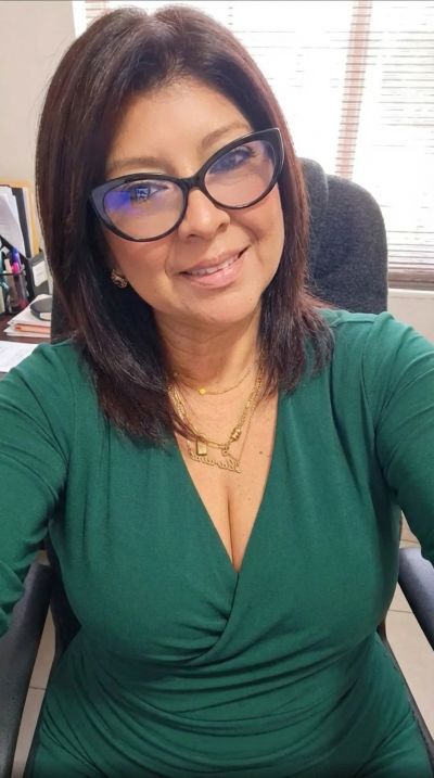 Femme cougar disponible à Gien cherche rencontre sérieuse