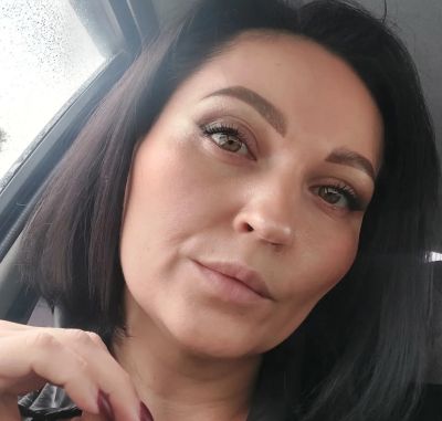 Femme célibataire libertine à Nîmes cherche homme complice