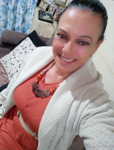 Femme cherche homme sérieux à Saint-Lo pour relation authentique