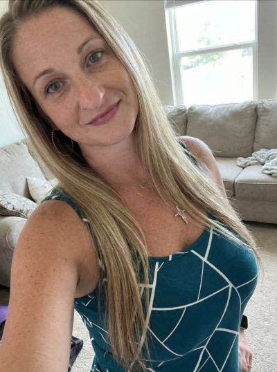 Femme célibataire à Lyon cherche rencontre adulte sincère et discrète