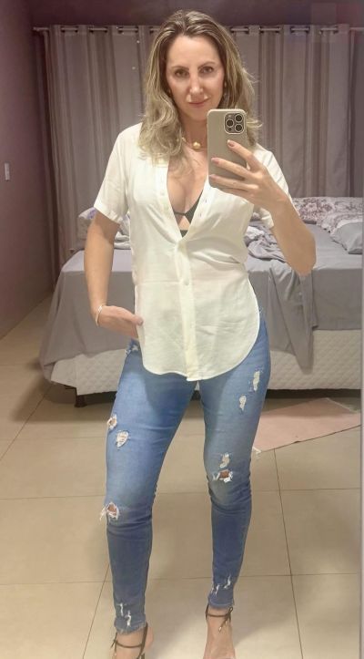 Femme seule à Nanterre cherche homme pour célibataire chaude